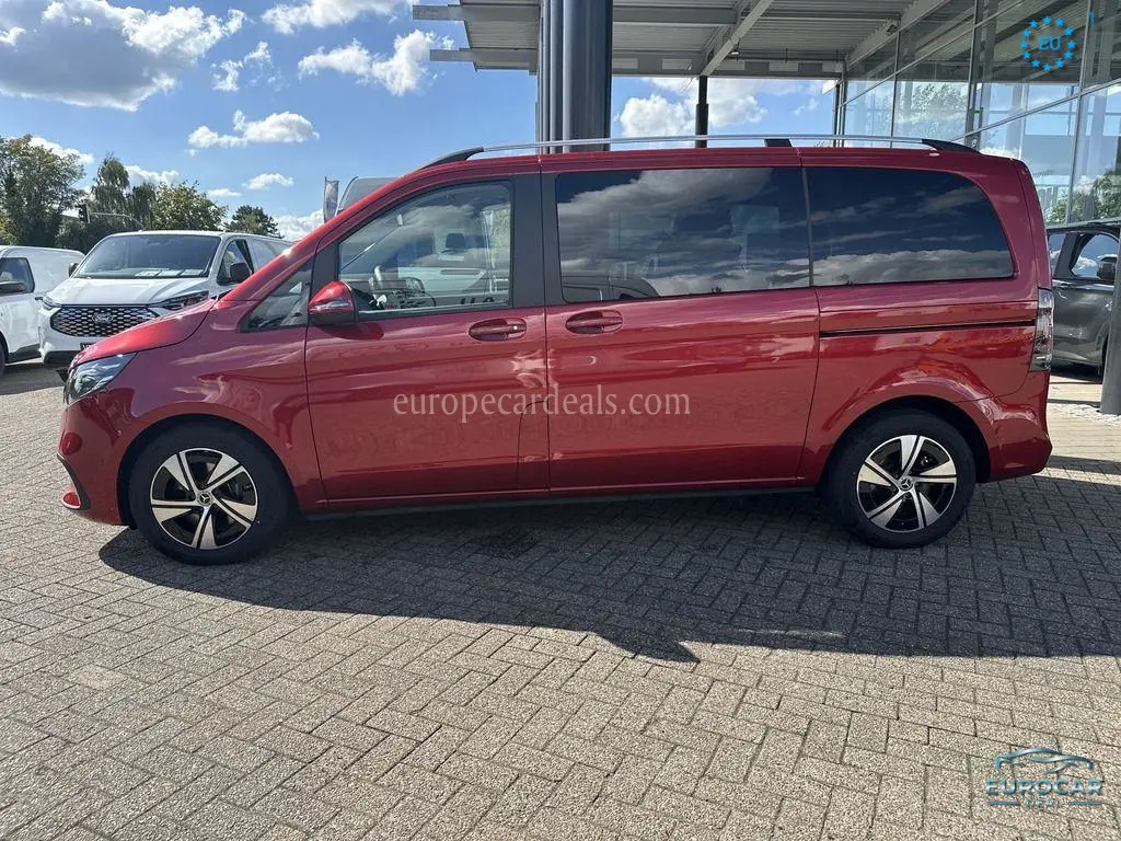 Mercedes-Benz V 220