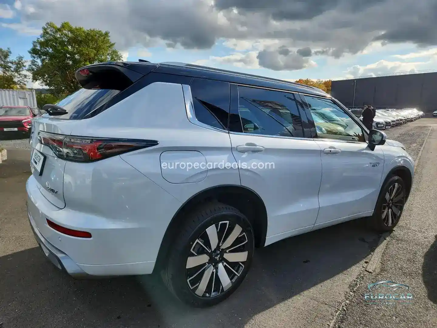 Mitsubishi Plug-in Hybrid Outlander