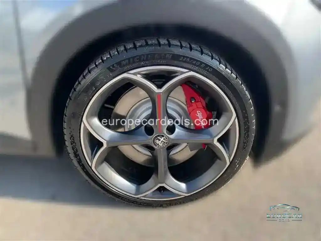 Alfa Romeo Junior