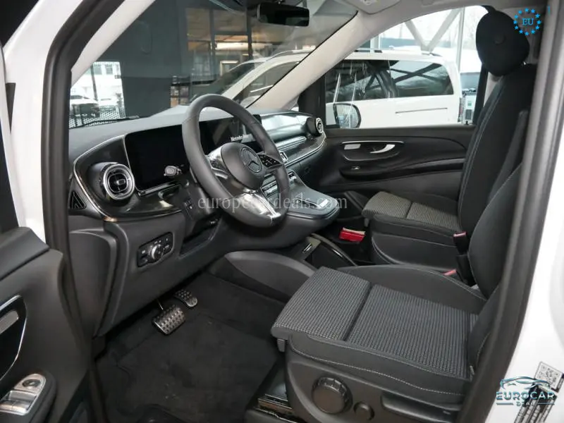 Mercedes-Benz V 220