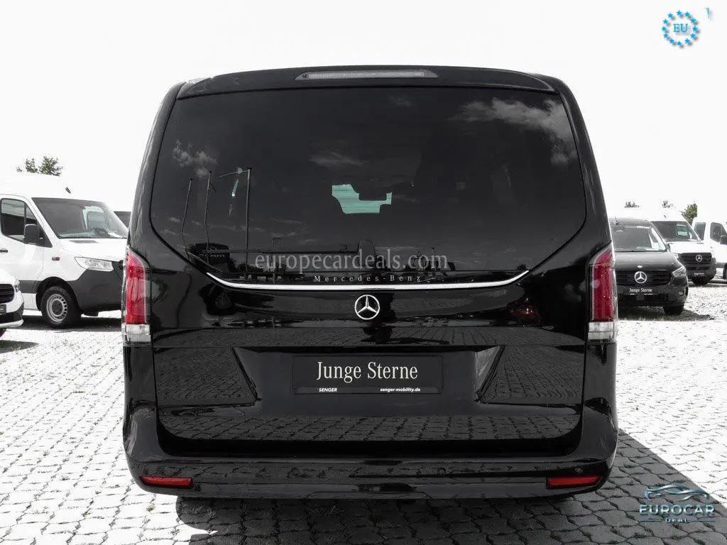 Mercedes-Benz V 220