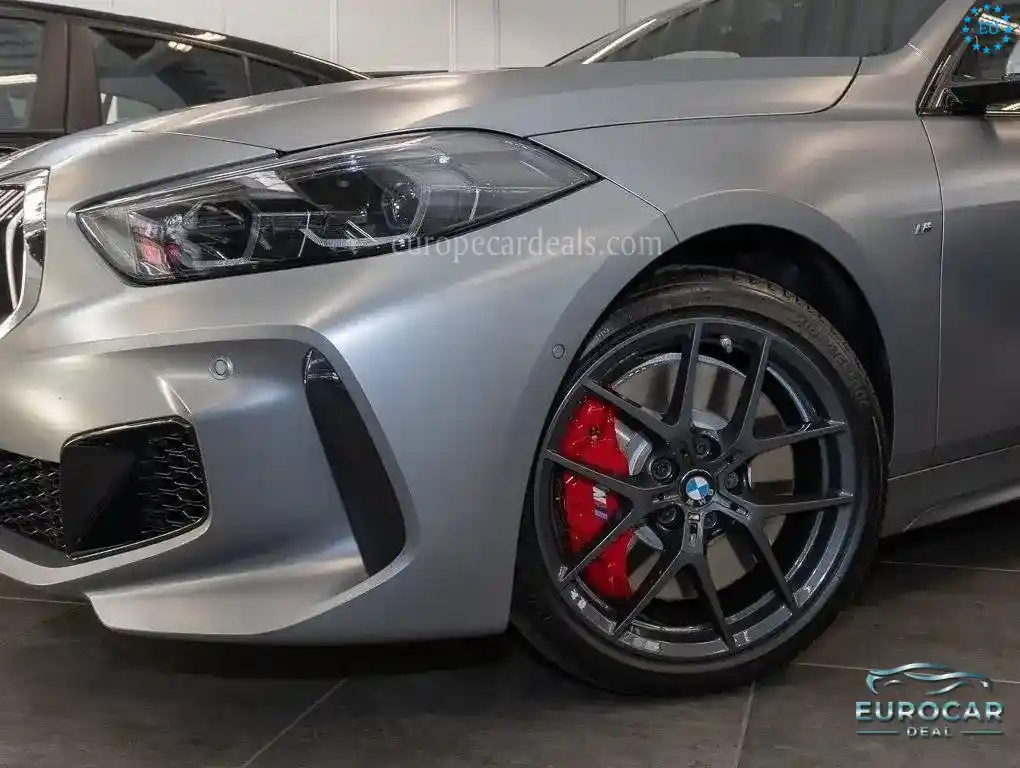 BMW 128