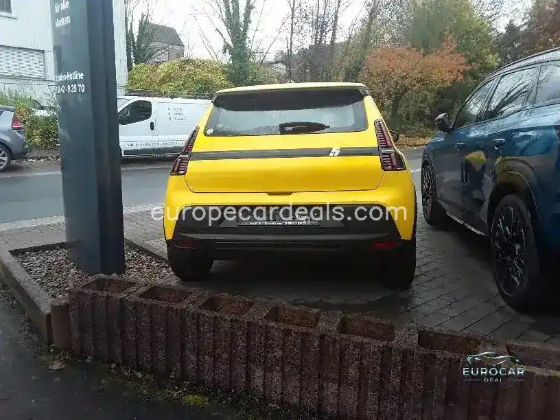 Renault R 5