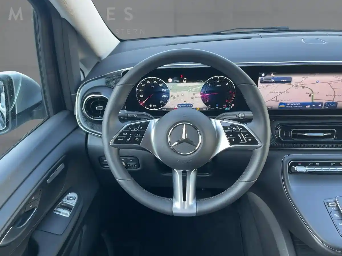 Mercedes-Benz V 250