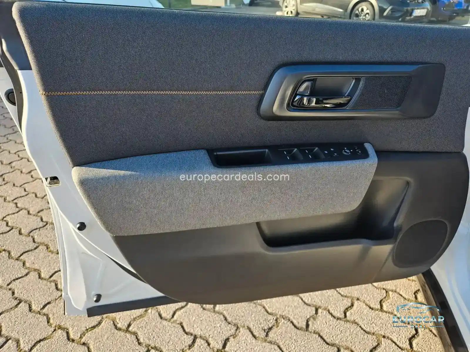 Honda e