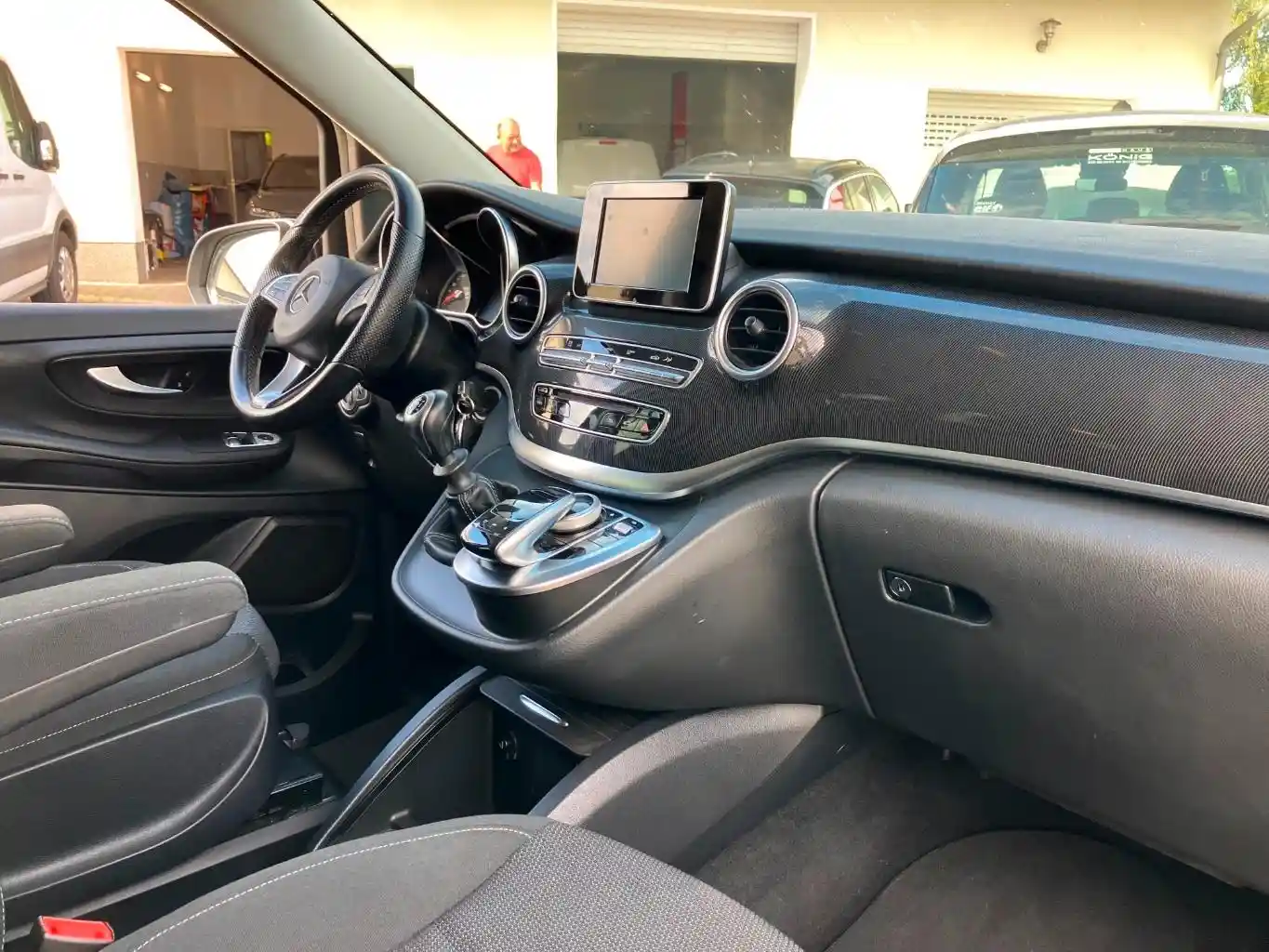 Mercedes-Benz V 200