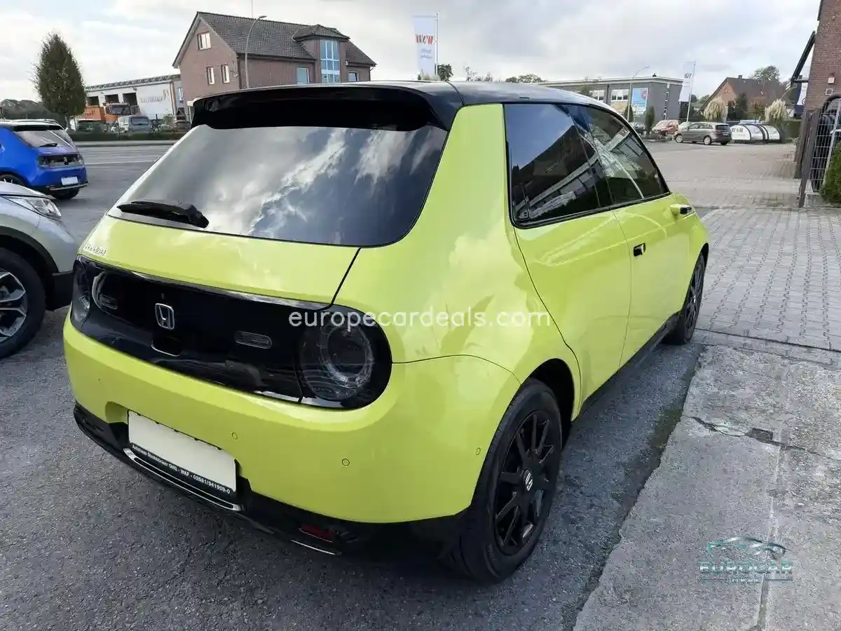 Honda e