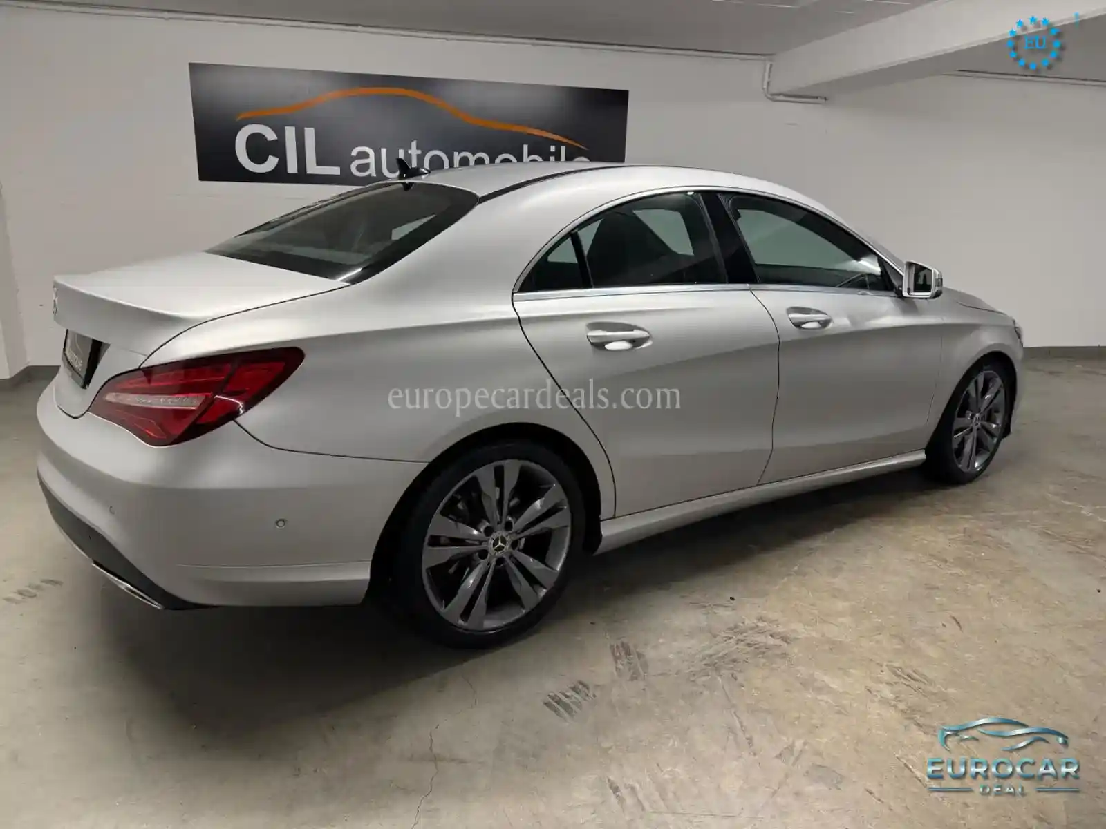 Mercedes-Benz CLA 200
