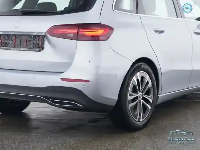 Mercedes-Benz B 250