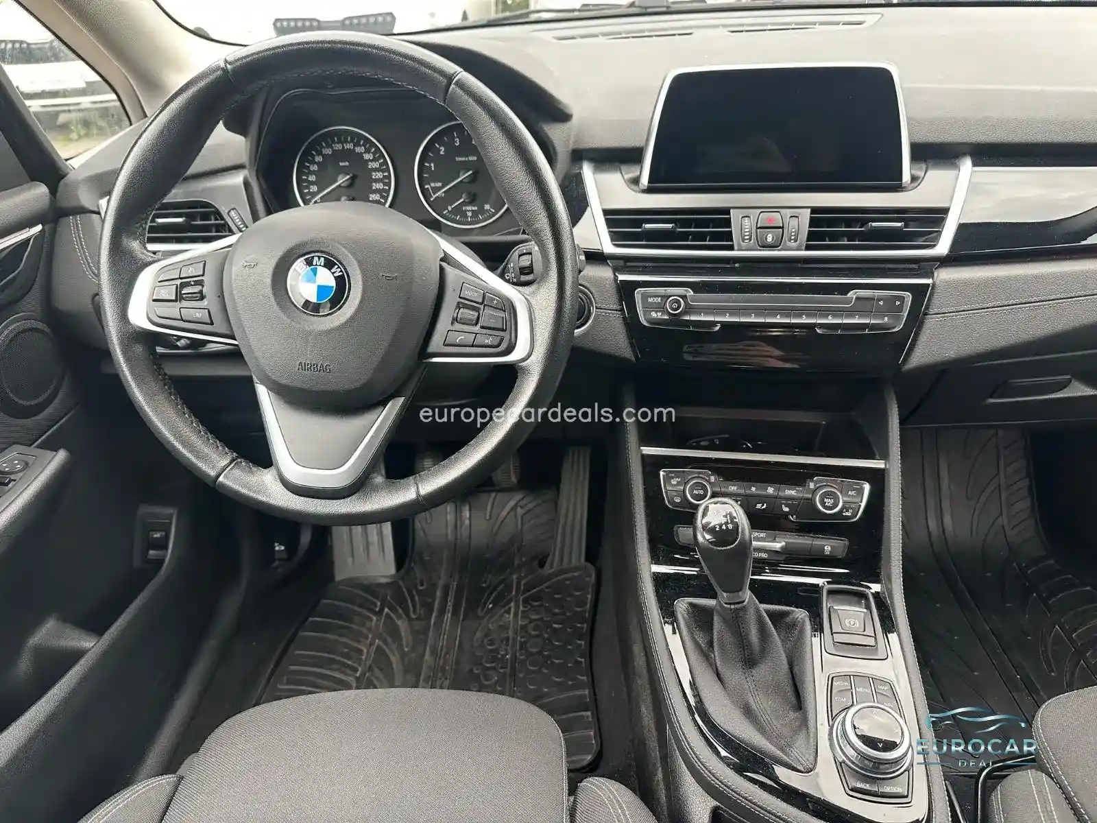 BMW 218
