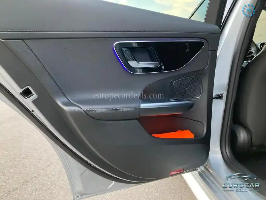 Mercedes-Benz C 220