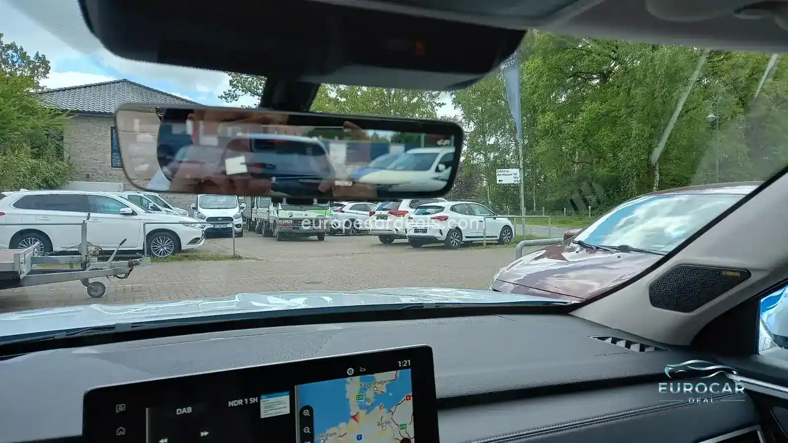 Mitsubishi Plug-in Hybrid Outlander