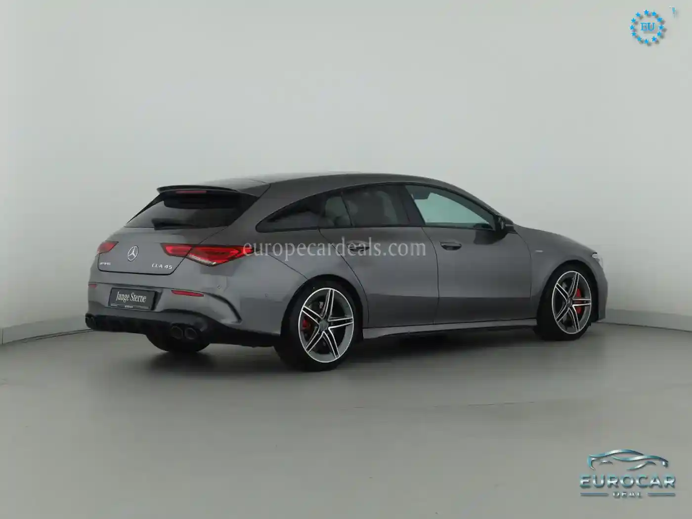 Mercedes-Benz CLA 45 AMG Shooting Brake