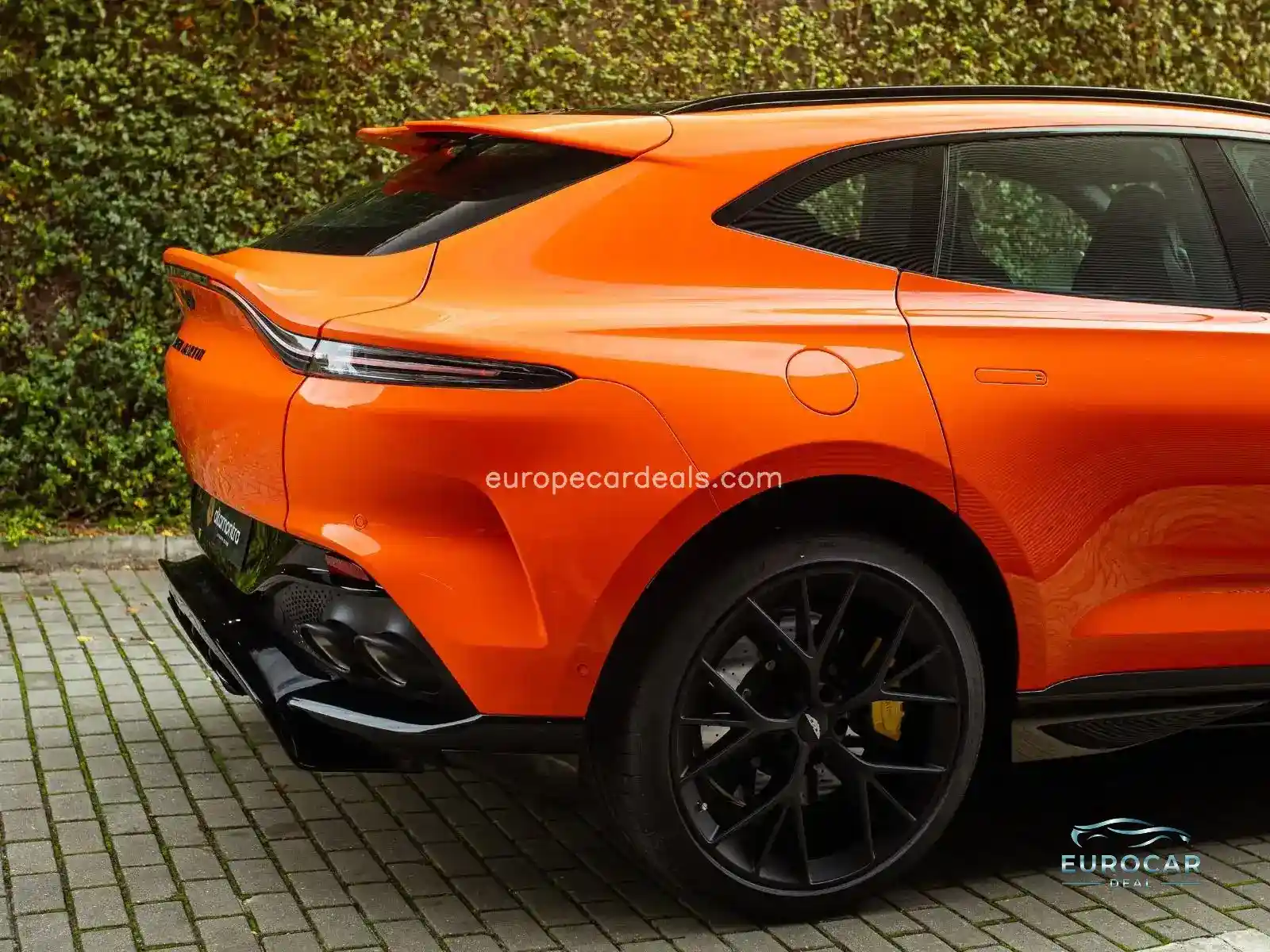 Aston Martin DBX