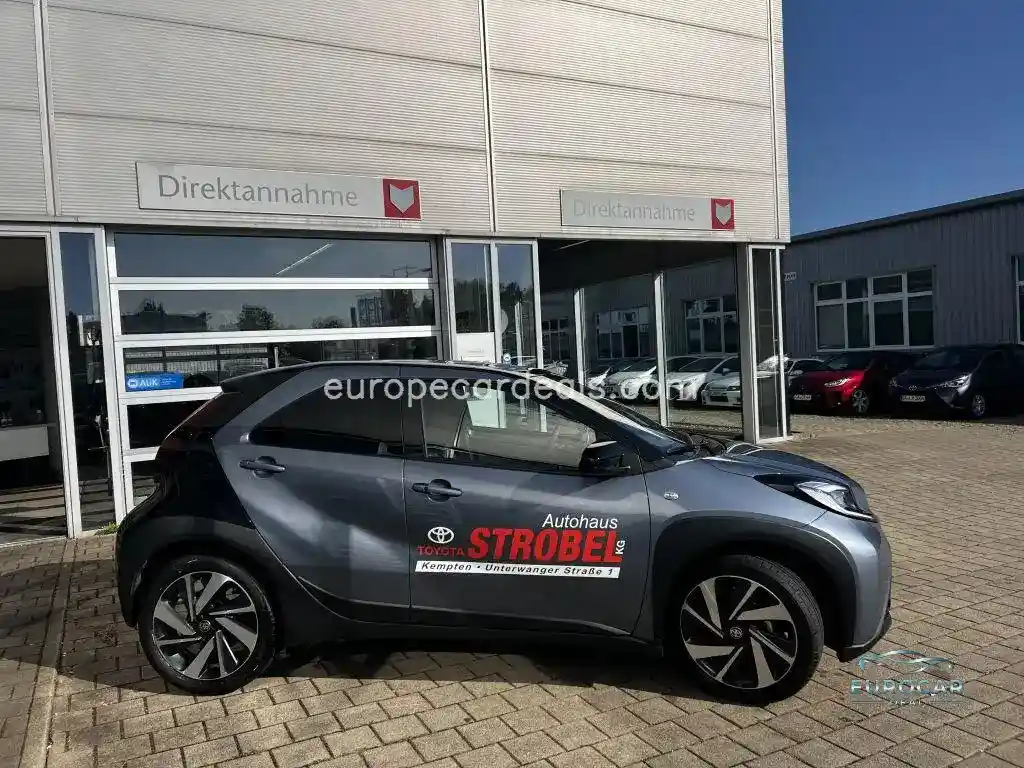 Toyota Aygo (X)