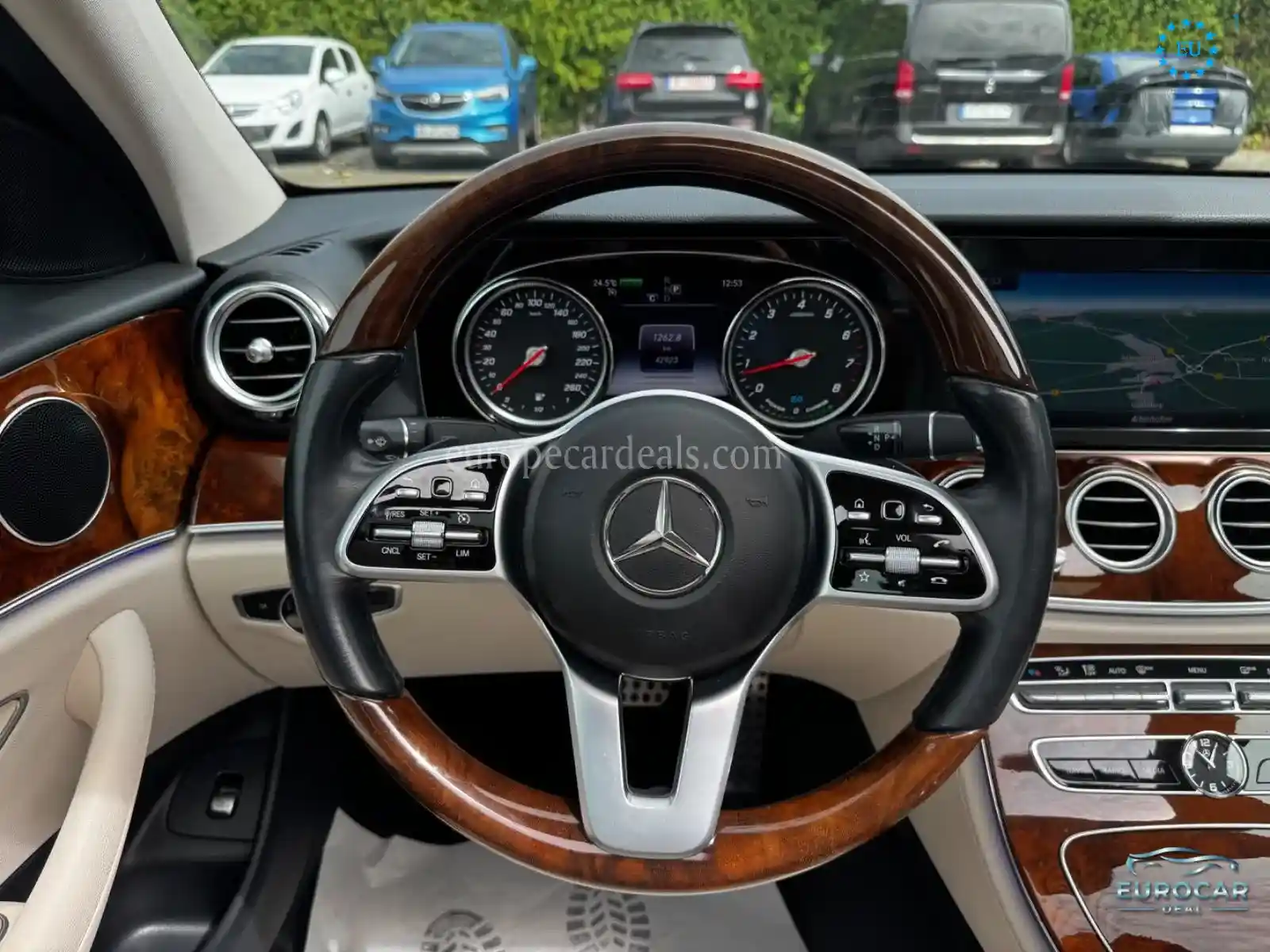Mercedes-Benz E 350