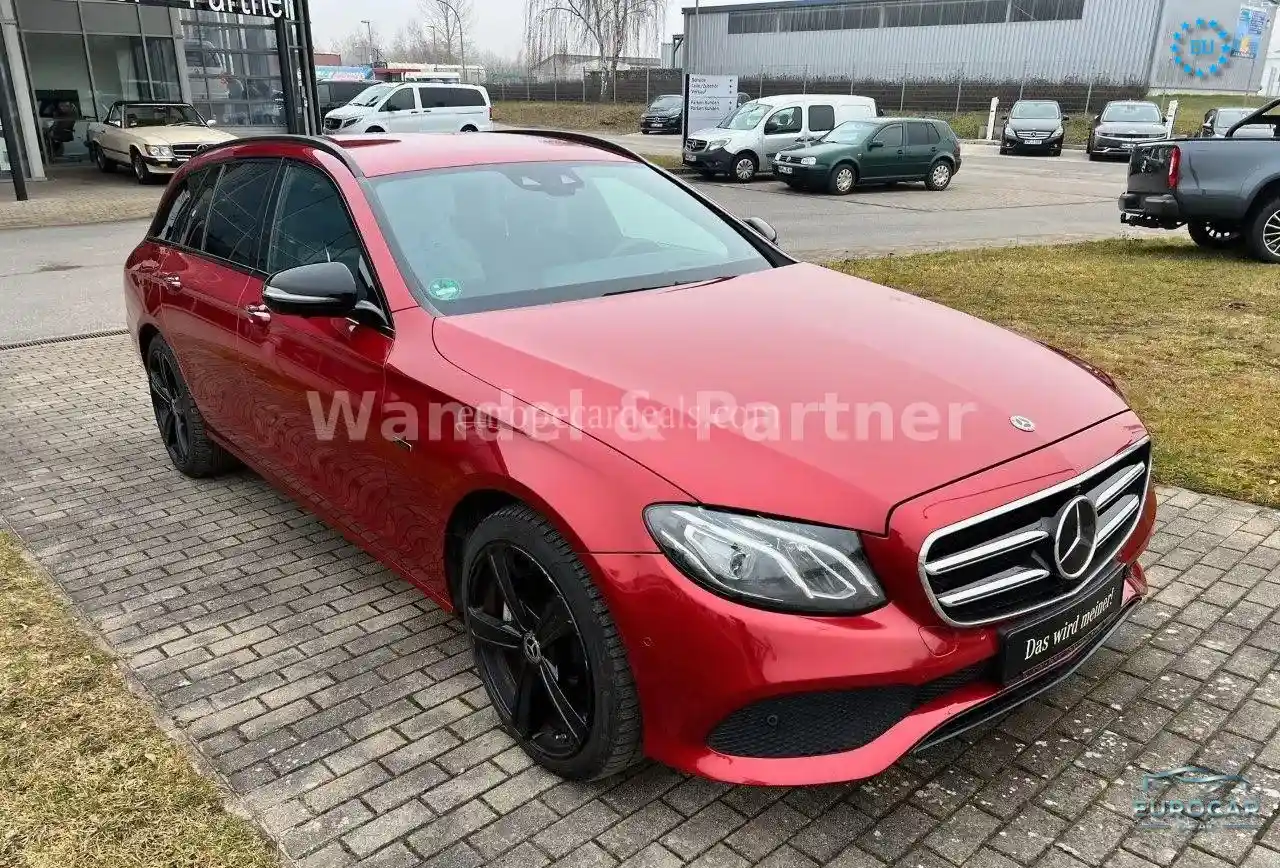 Mercedes-Benz E 300
