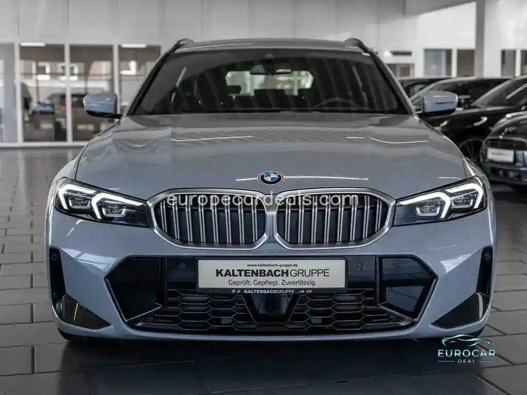 BMW 330