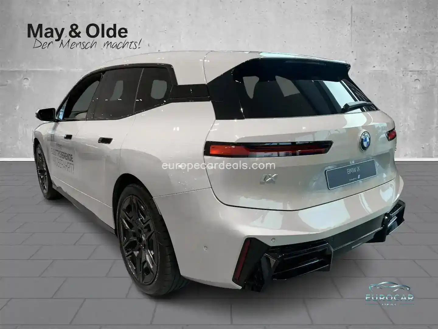 BMW iX
