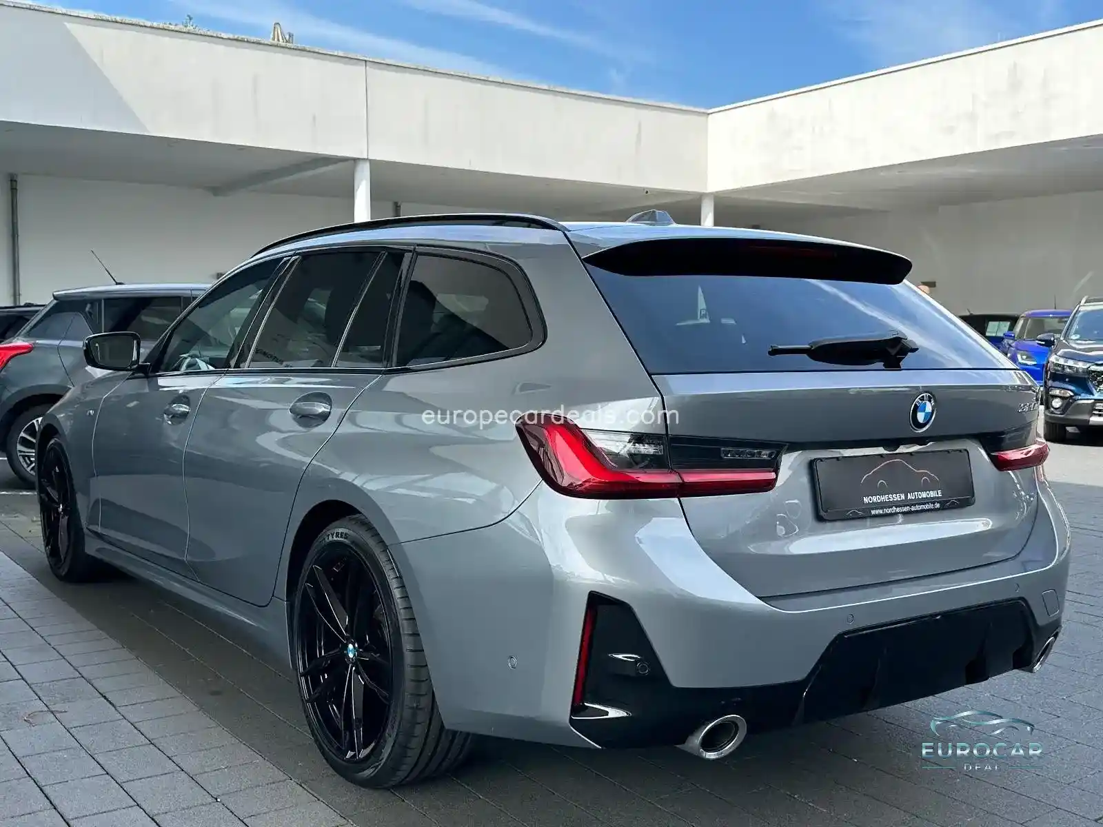 BMW 320