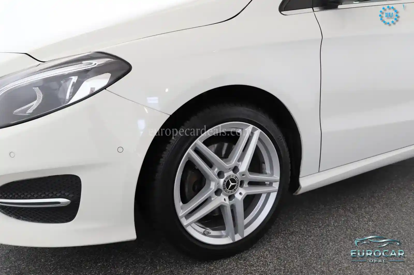 Mercedes-Benz B 200