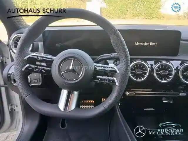 Mercedes-Benz A 220