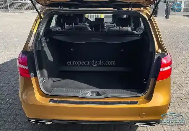 Mercedes-Benz B 200