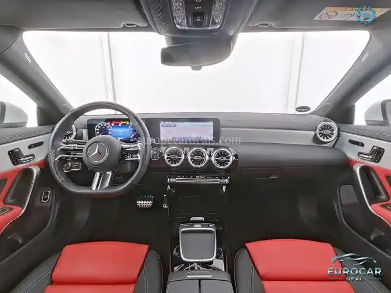 Mercedes-Benz CLA 220