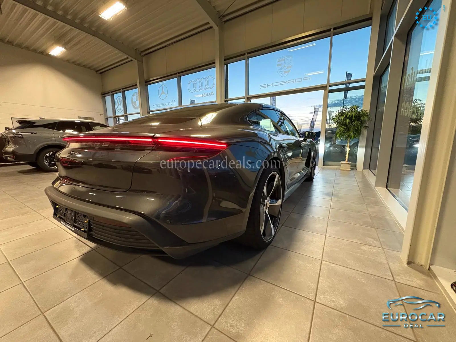 Porsche Taycan