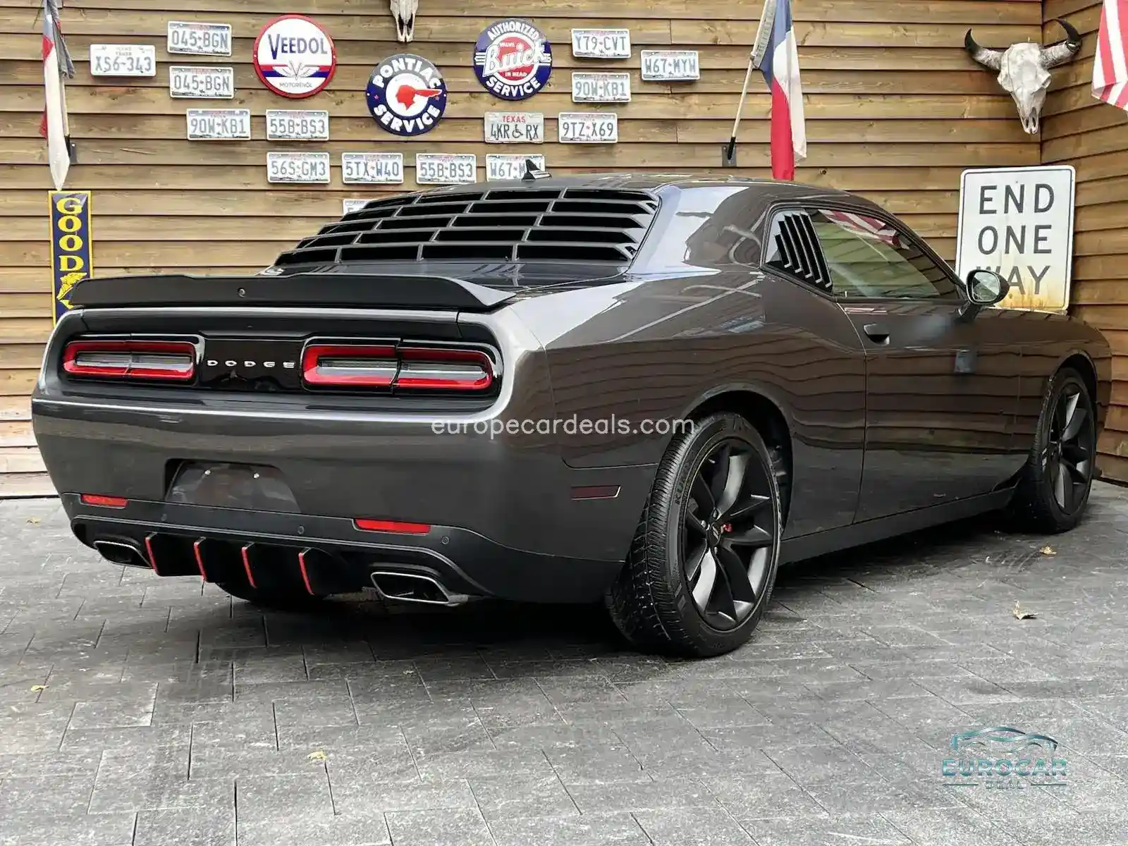Dodge Challenger