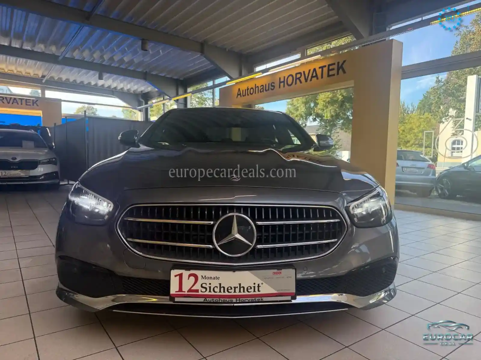 Mercedes-Benz E 220