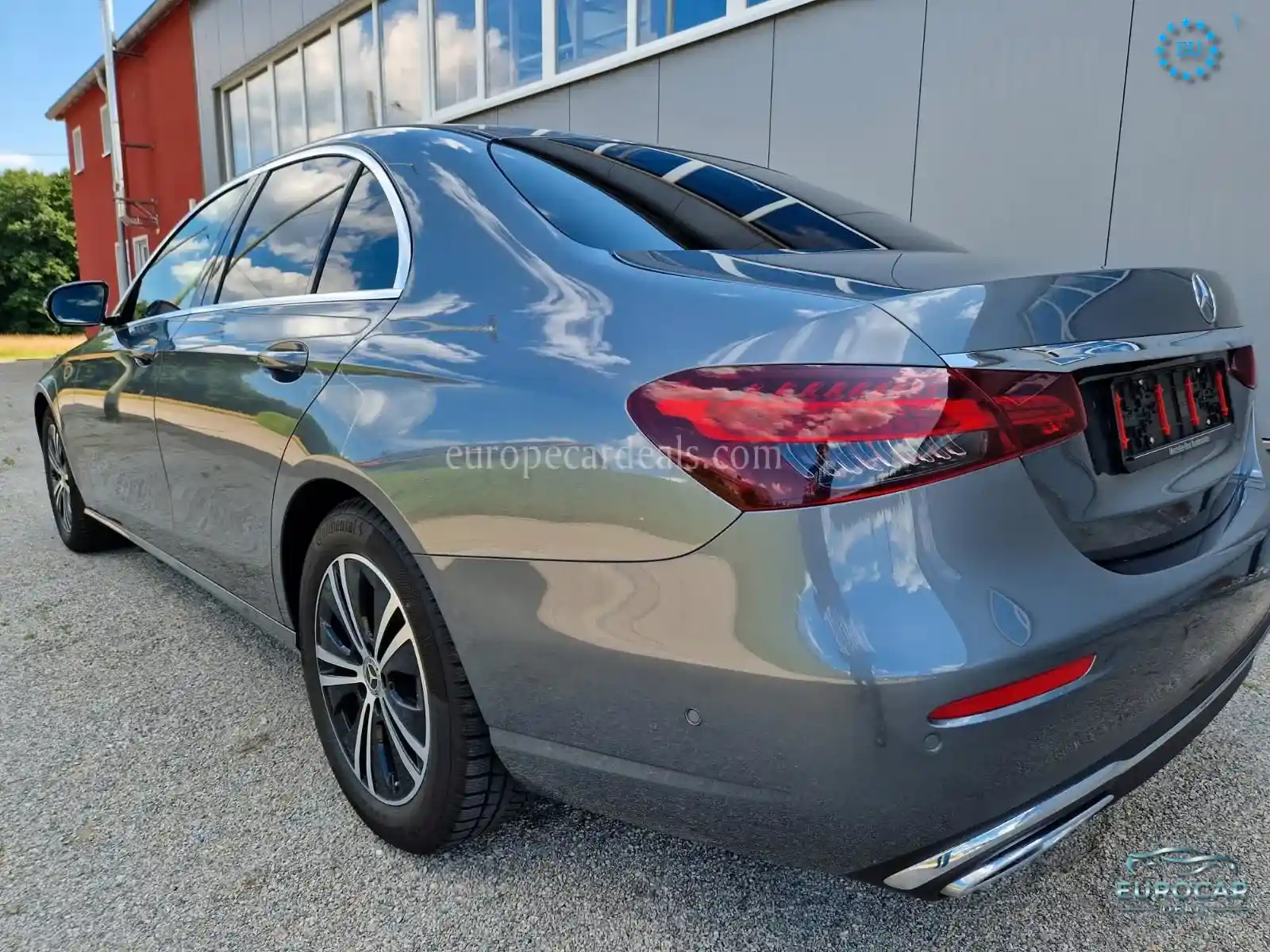 Mercedes-Benz E 220