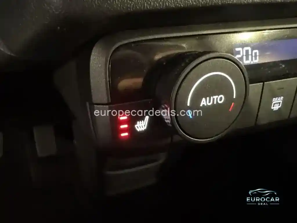 Honda e