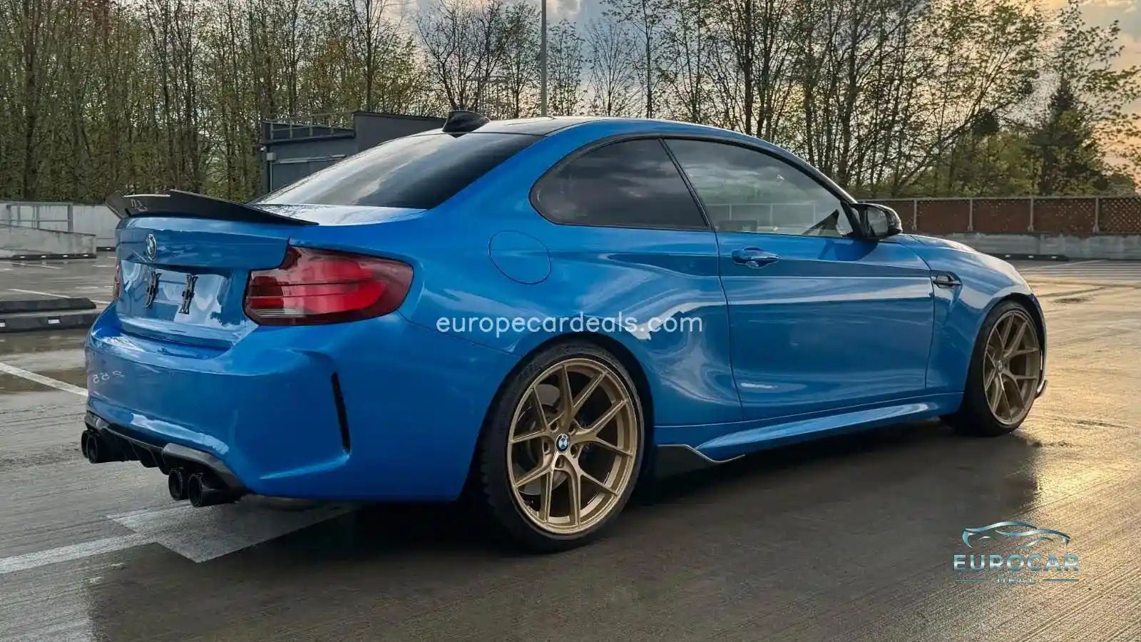 BMW M240i