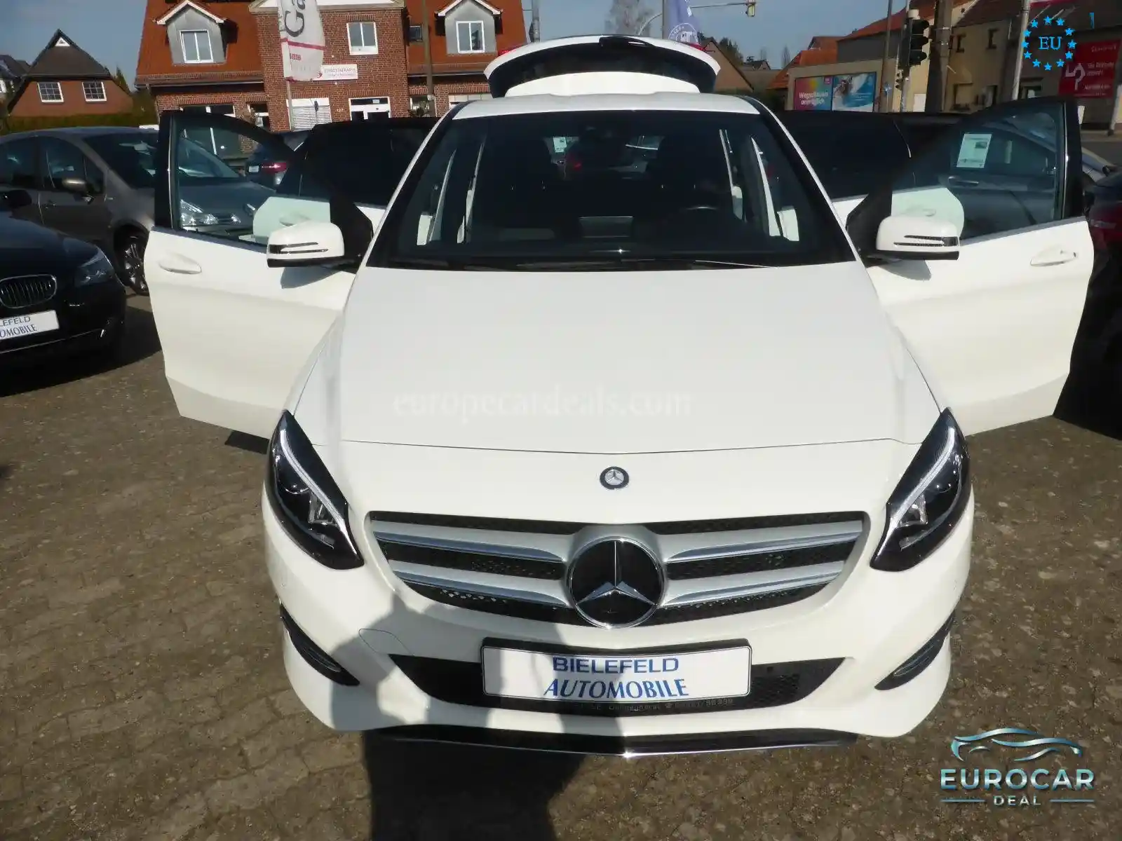 Mercedes-Benz B 180