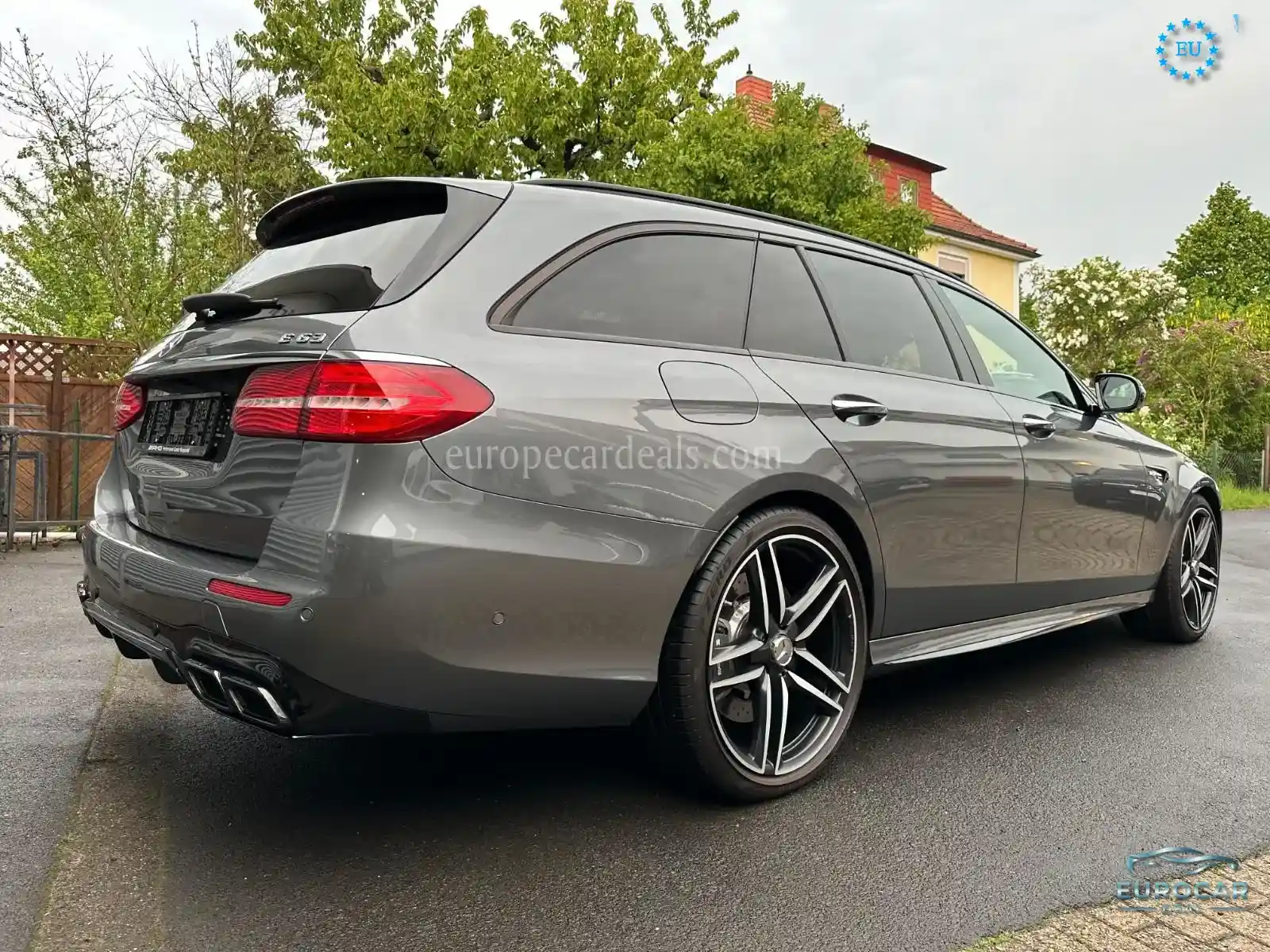 Mercedes-Benz E 63 AMG