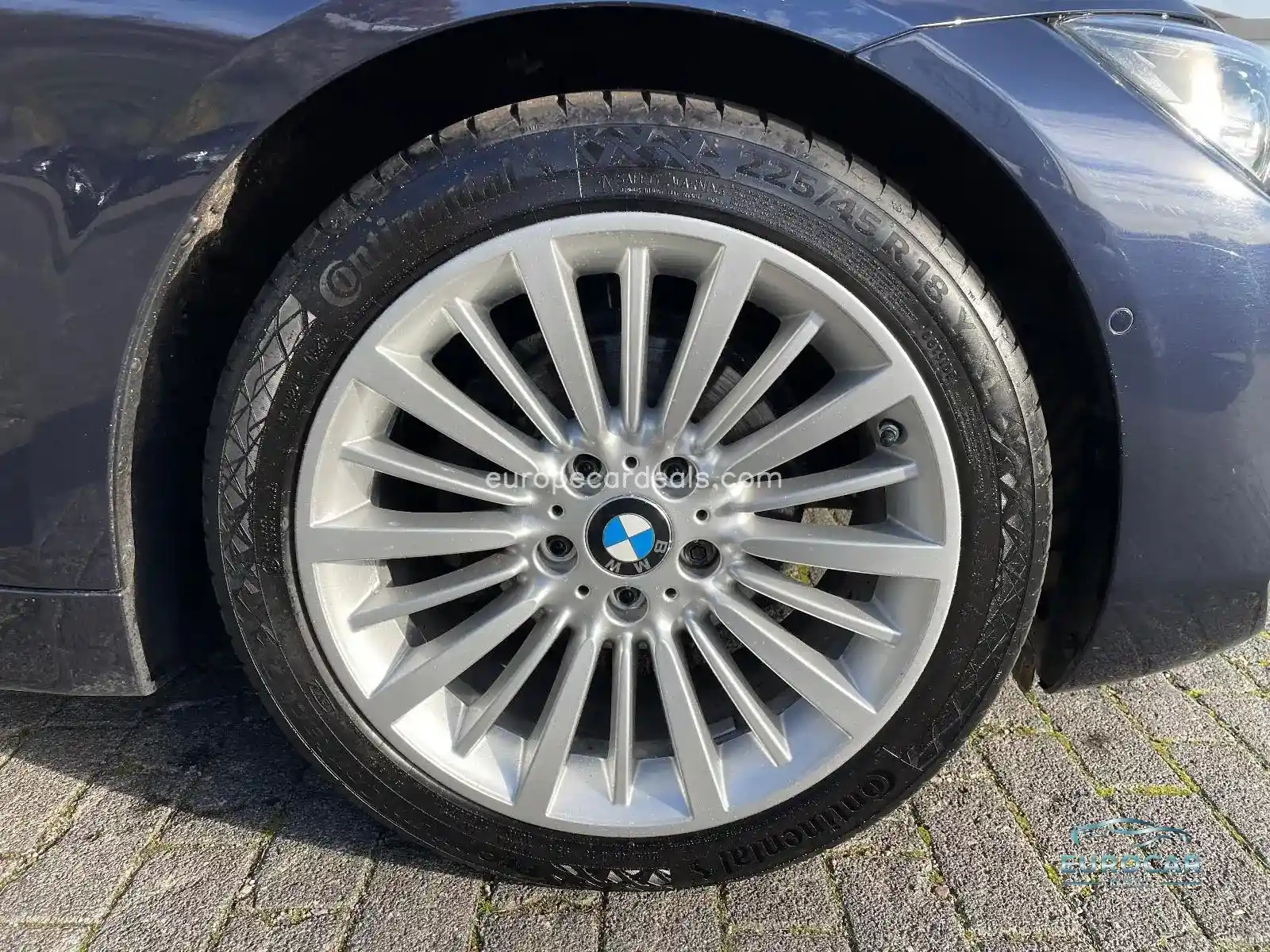 BMW 418