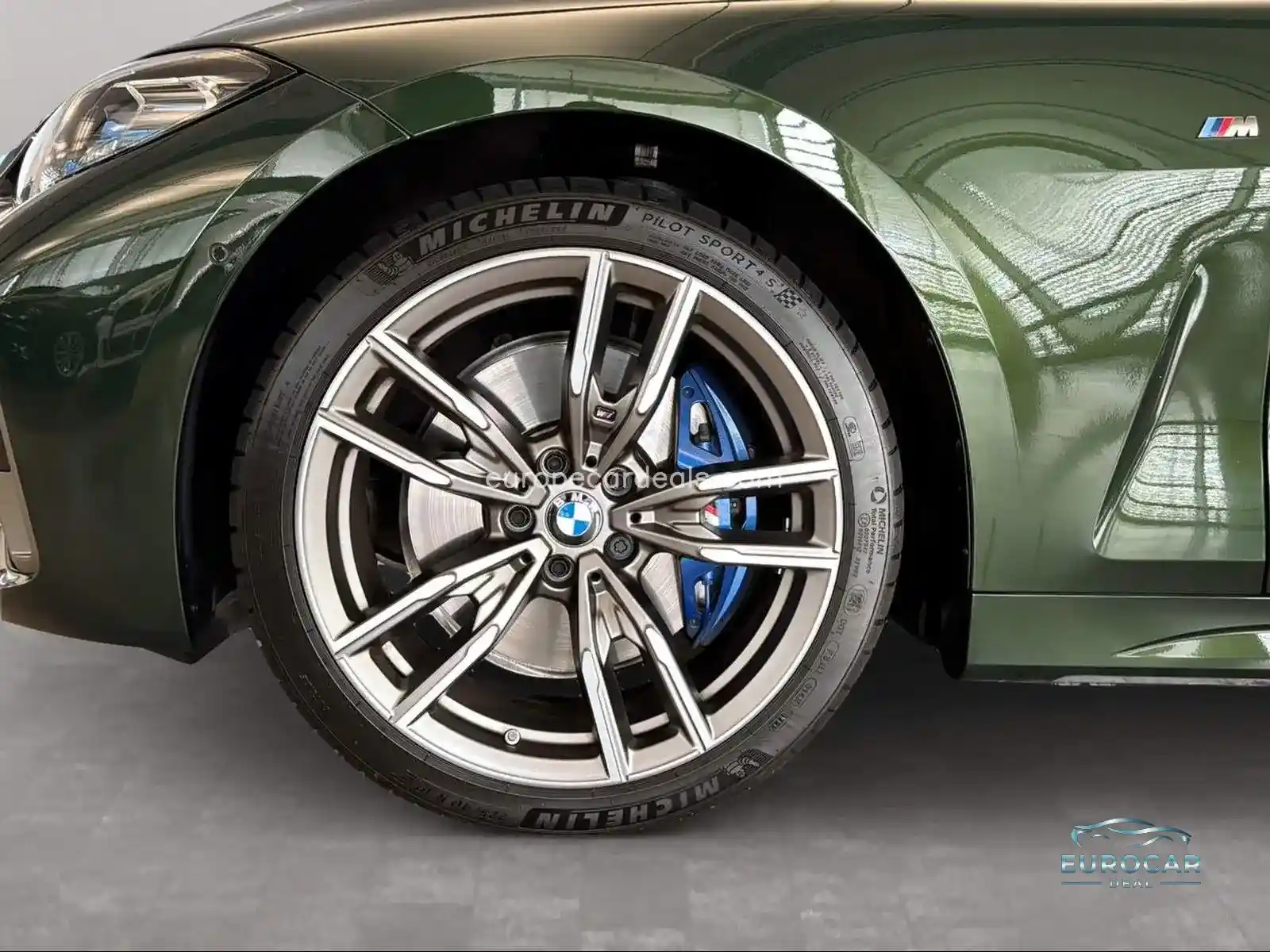 BMW M440