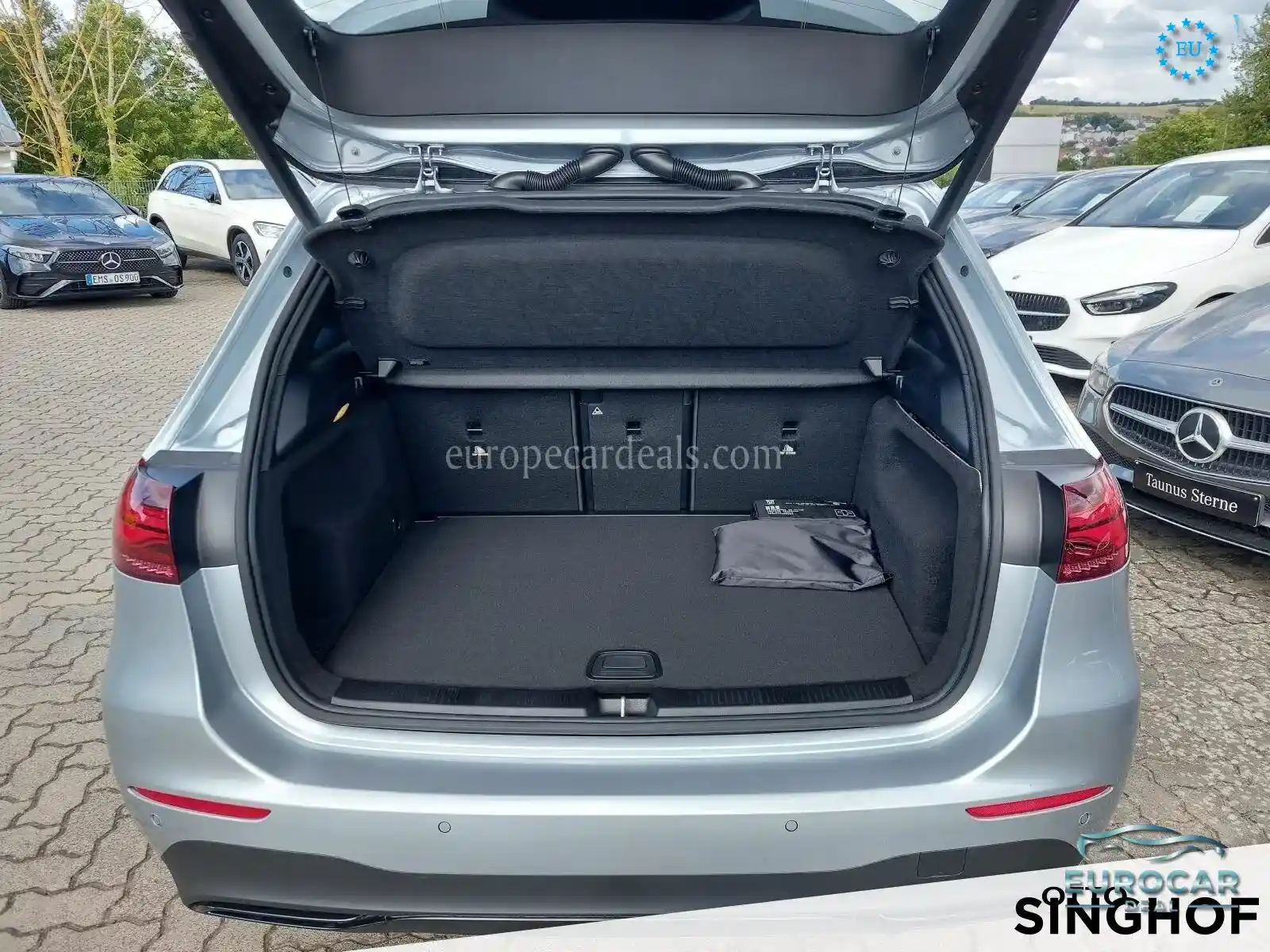 Mercedes-Benz B 200
