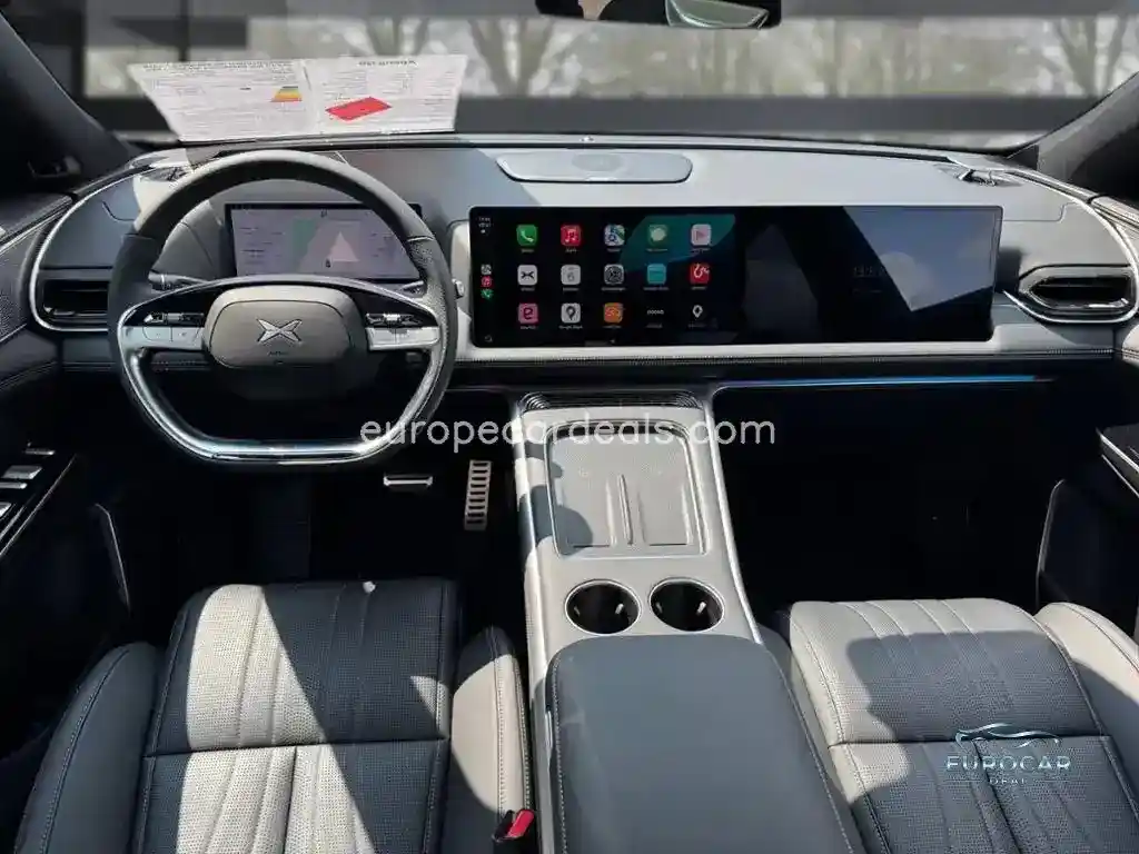 XPENG G9