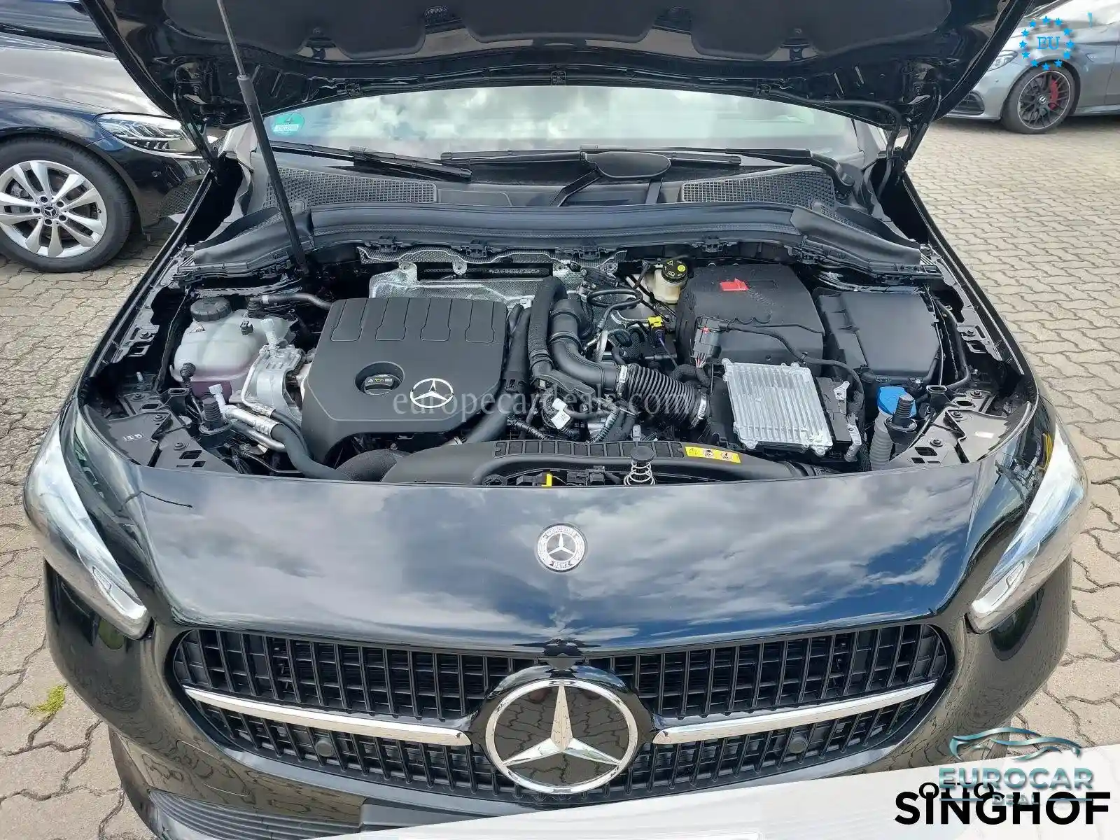 Mercedes-Benz B 200