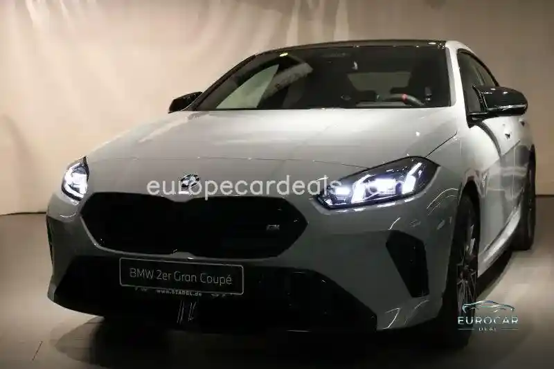 BMW M235