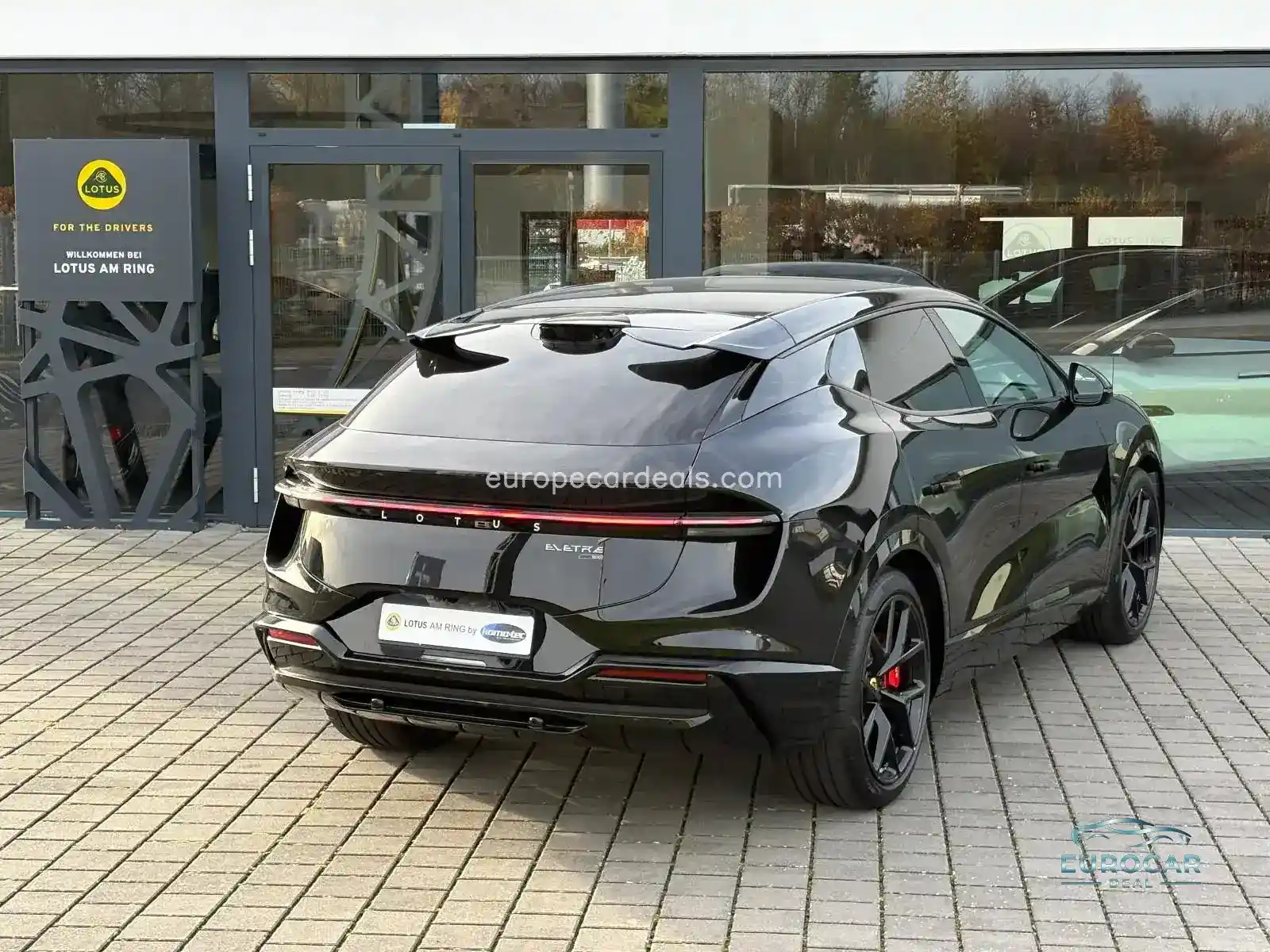 Lotus Eletre