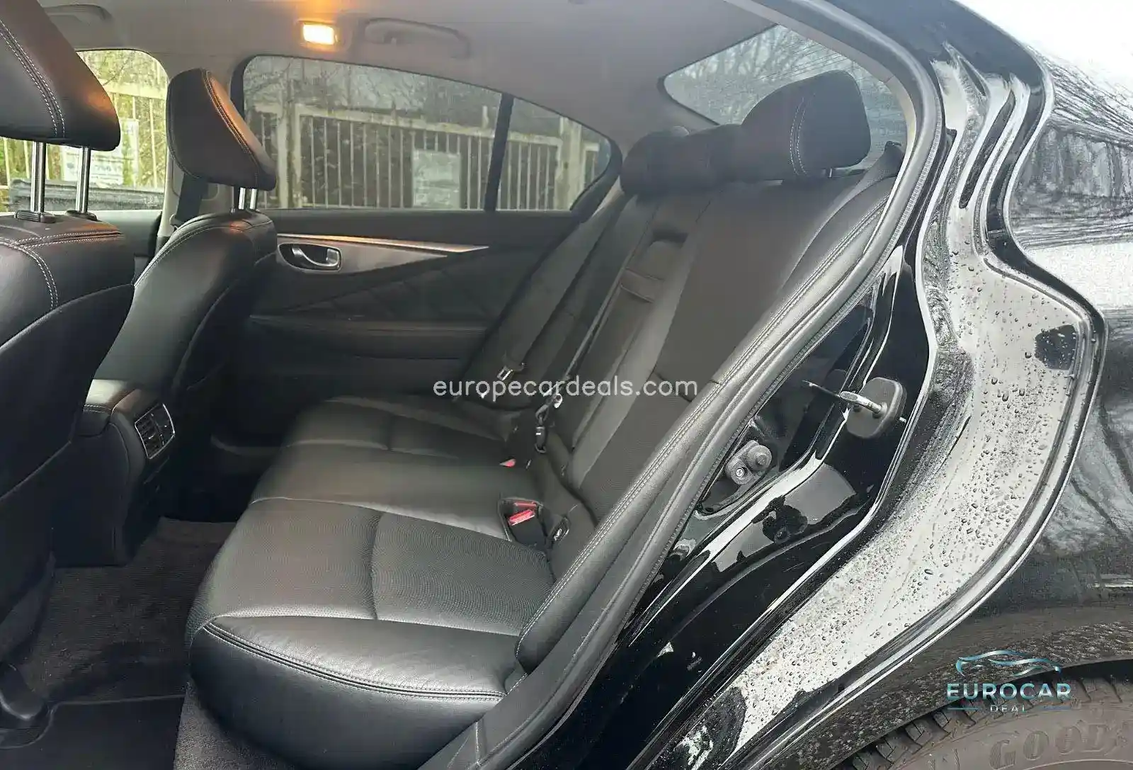 Infiniti Q50