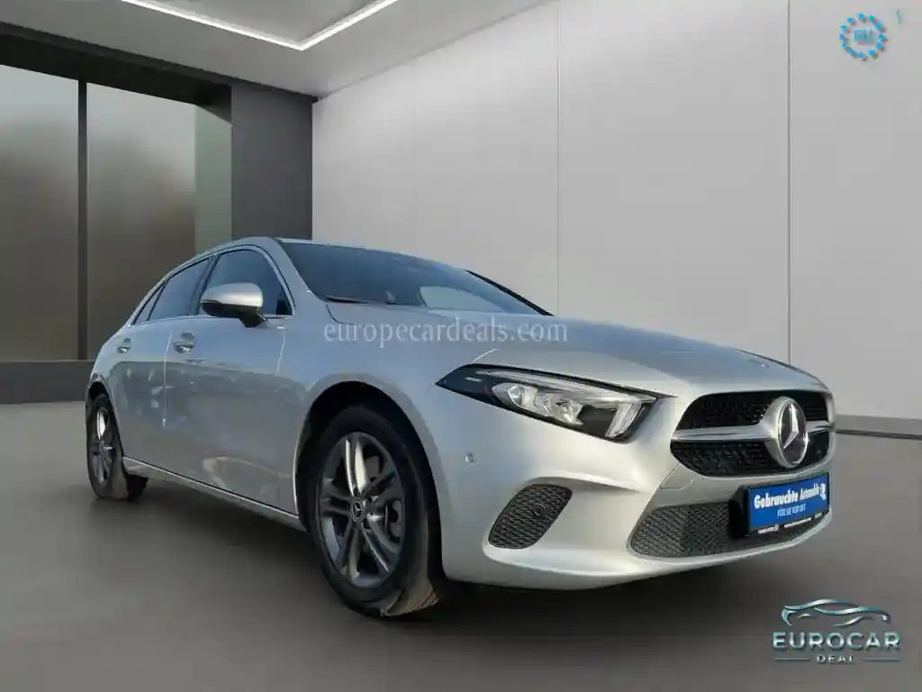 Mercedes-Benz A 220