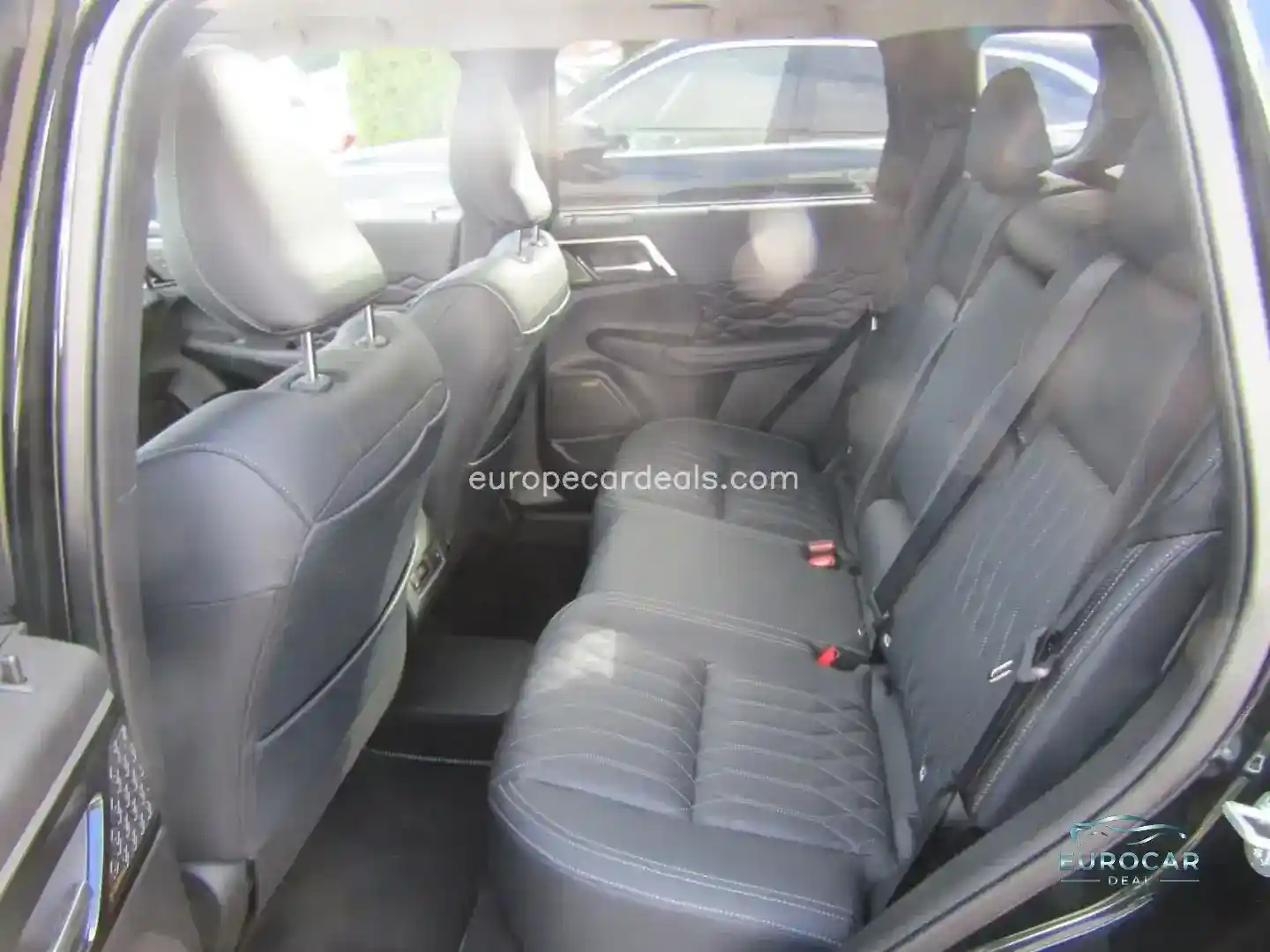 Mitsubishi Plug-in Hybrid Outlander
