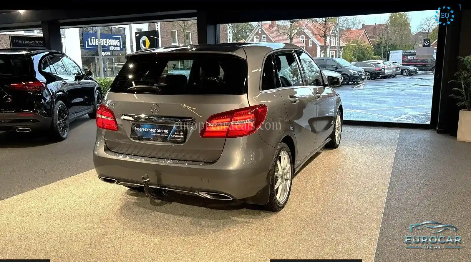 Mercedes-Benz B 180