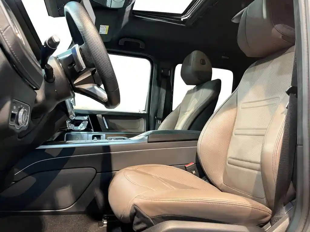 Mercedes-Benz G 450