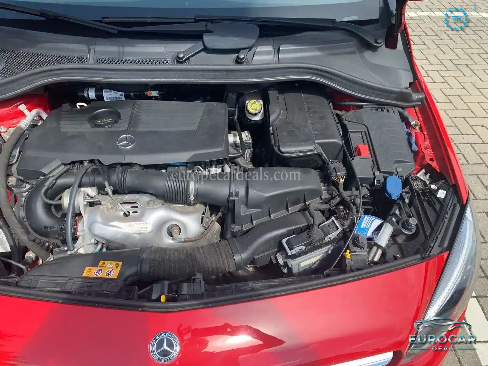 Mercedes-Benz B 200