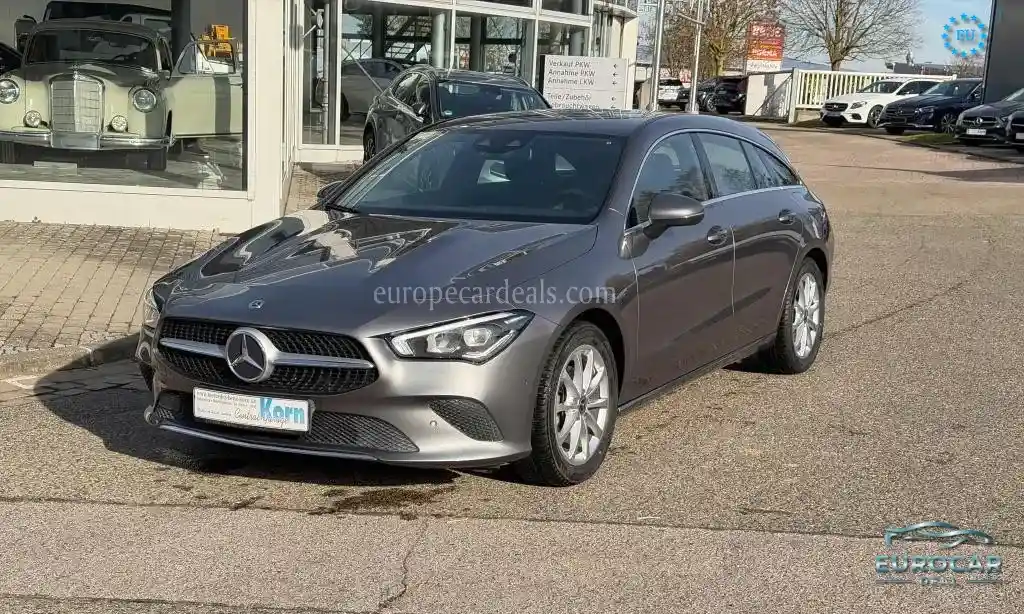 Mercedes-Benz CLA 180 Shooting Brake